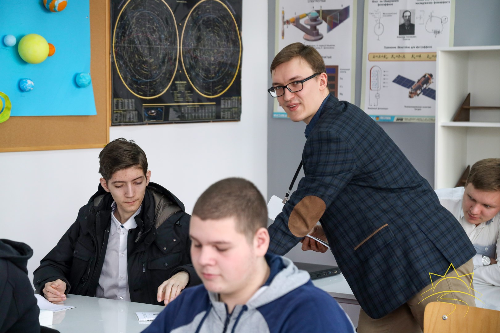 Учители от руски висши учебни заведения преподават в ЧСУ „Юрий Гагарин“